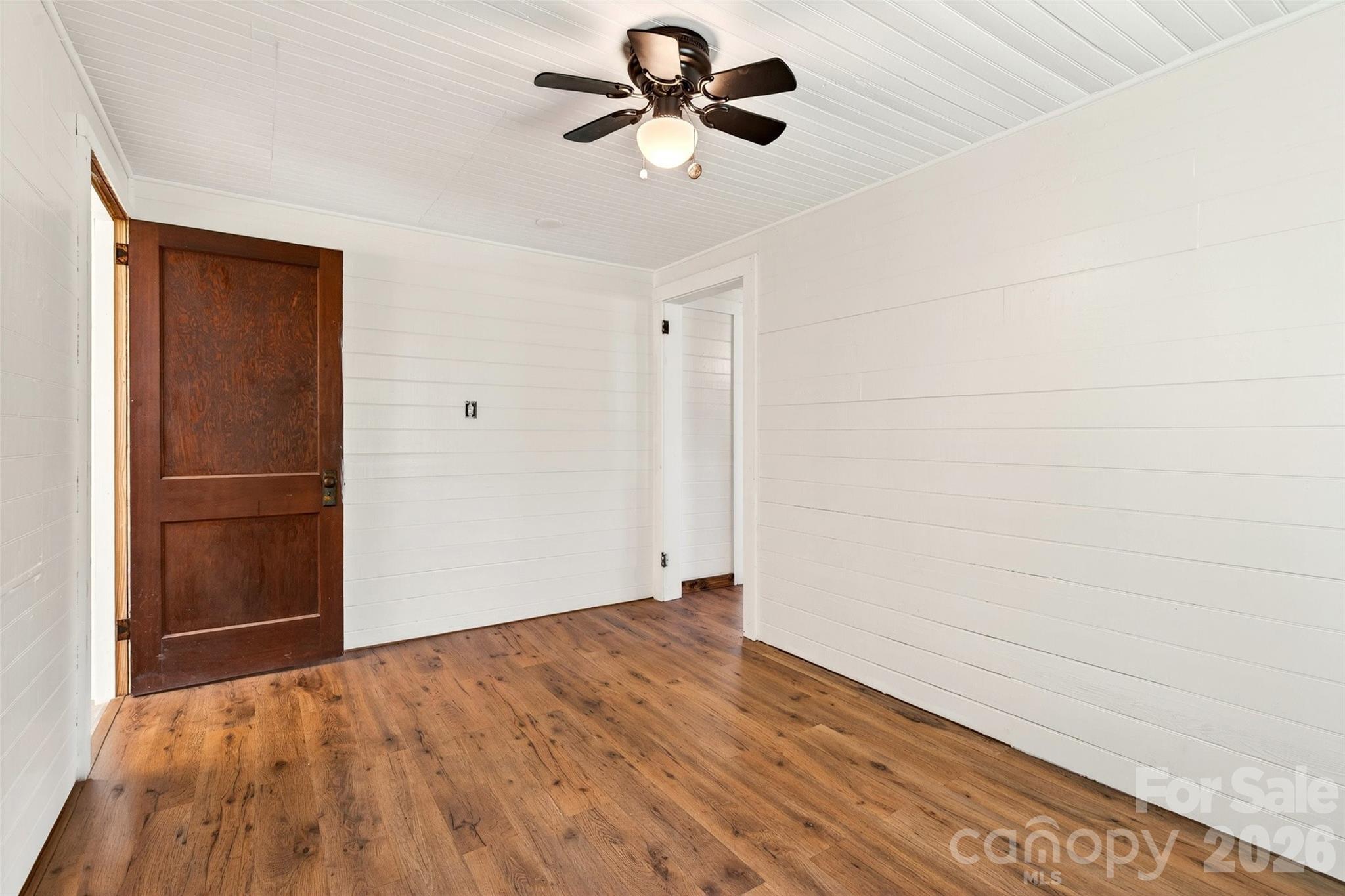 488 Cad Campbell Road — Bakersville
