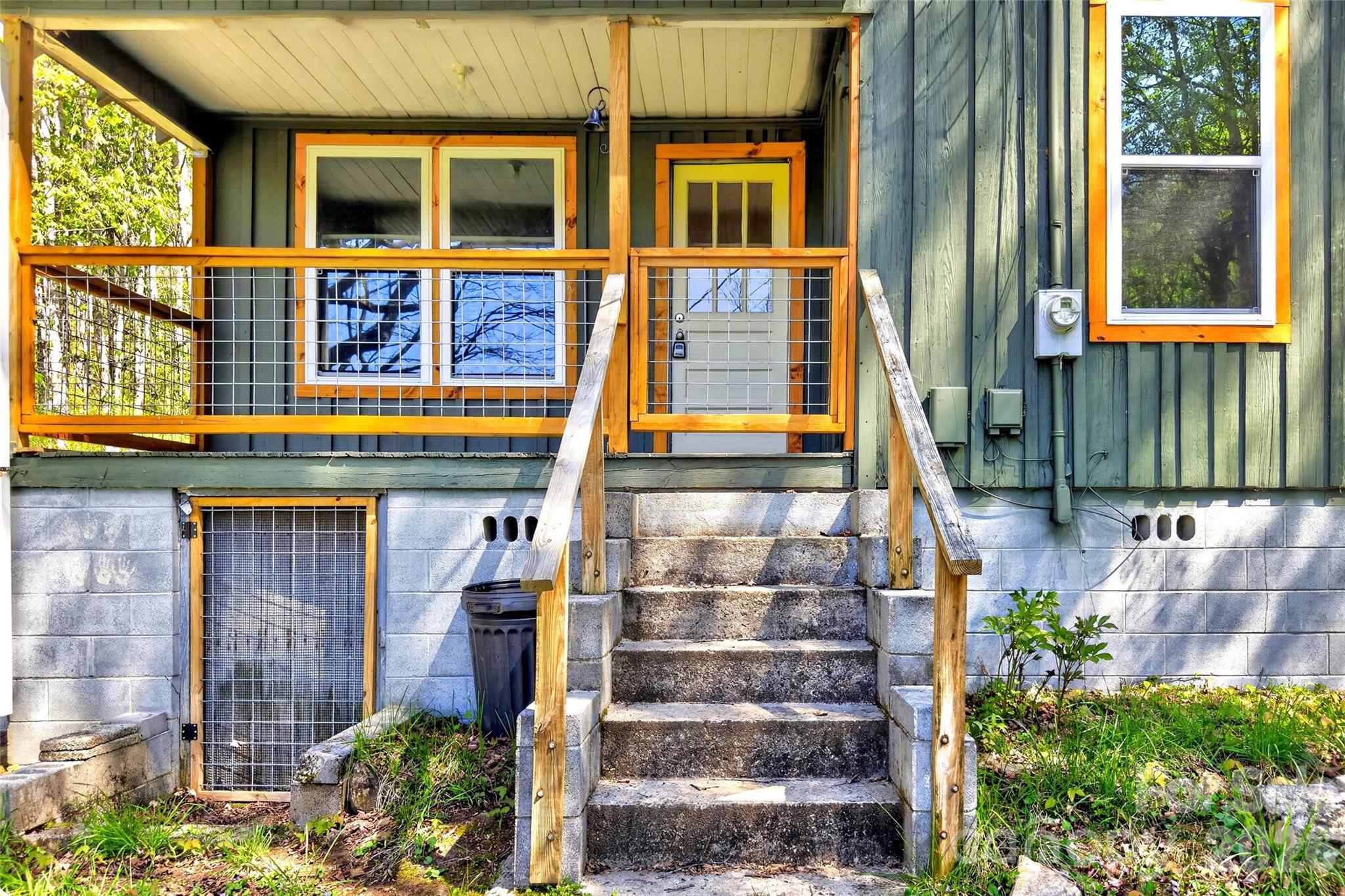 488 Cad Campbell Road — Bakersville