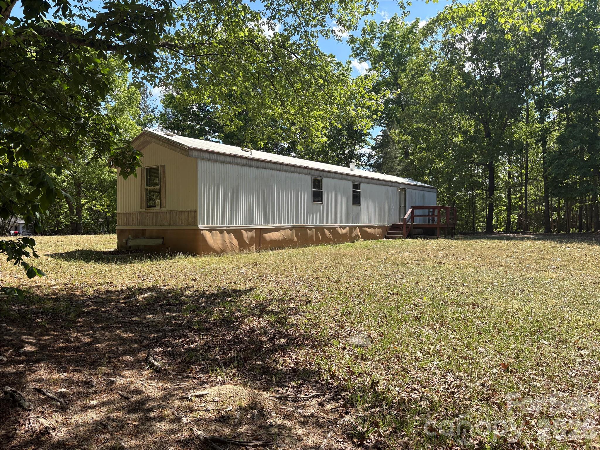 888 Old Mill Road — Richburg