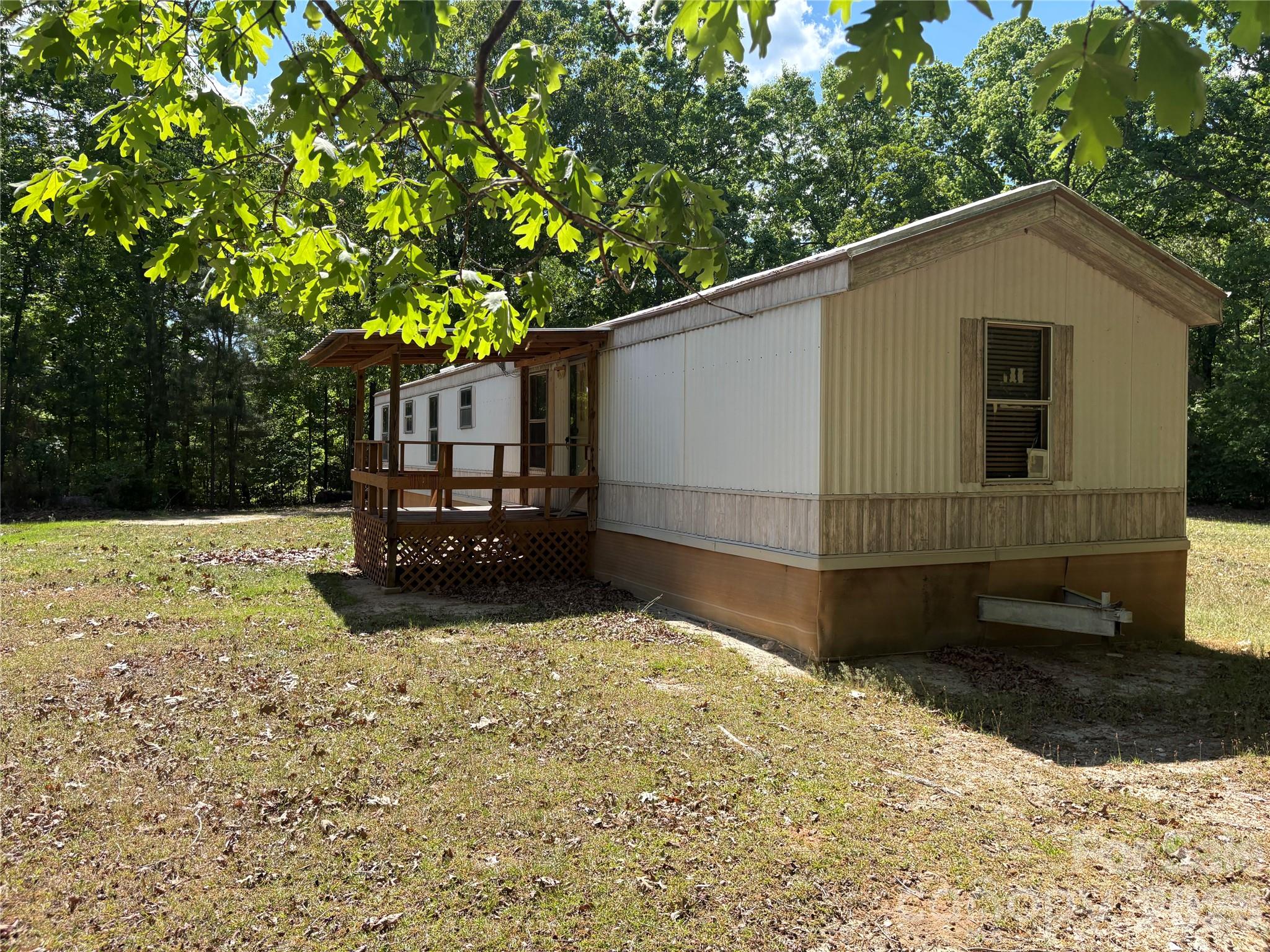 888 Old Mill Road — Richburg