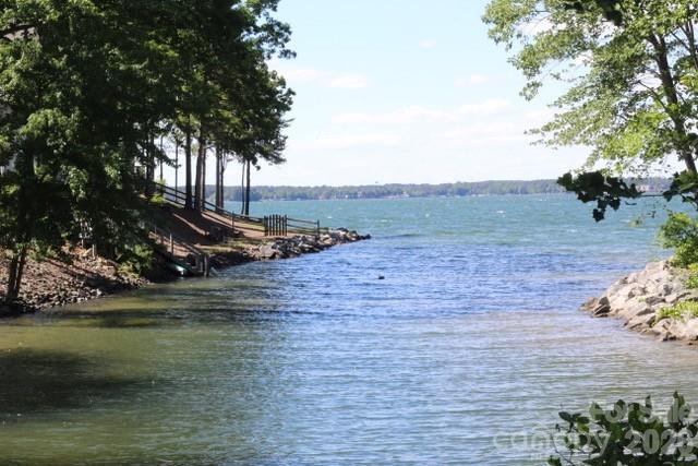 20727 Pointe Regatta Drive — Cornelius