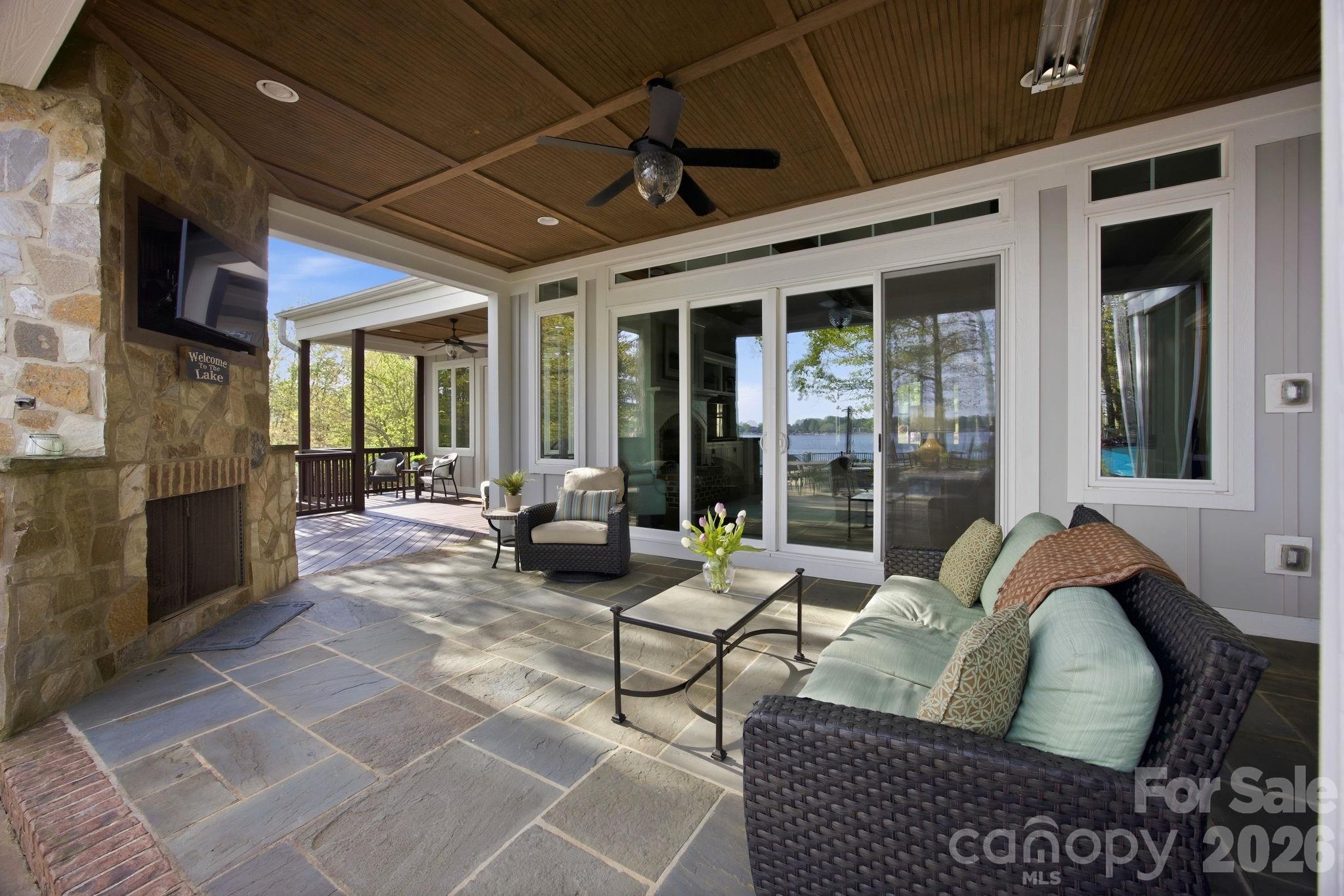 20727 Pointe Regatta Drive — Cornelius