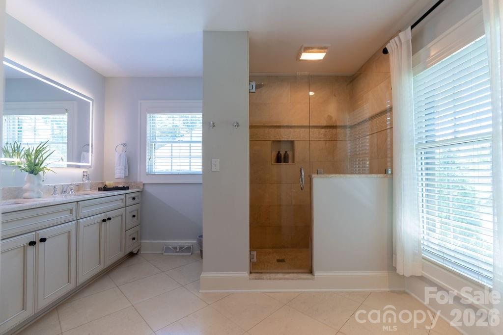 3335 Providence Road — Charlotte