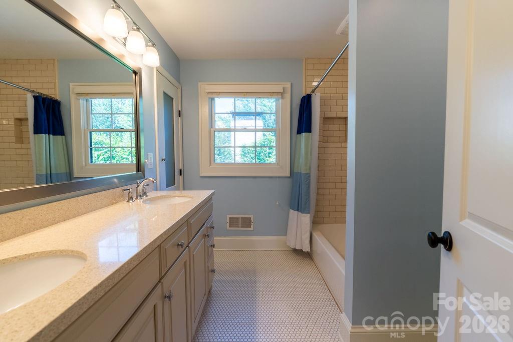 3335 Providence Road — Charlotte