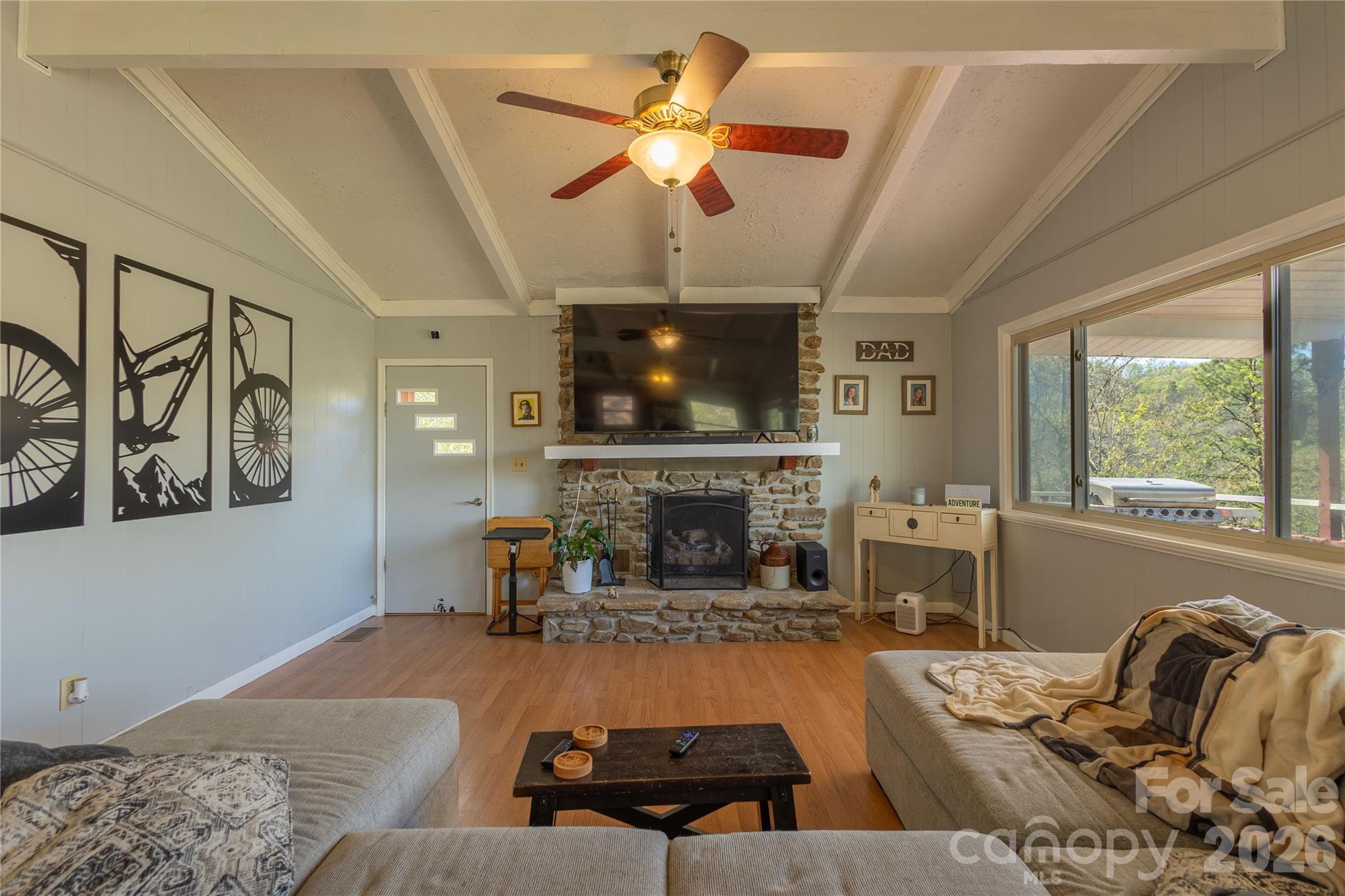 344 Pine Ridge Trail — Almond