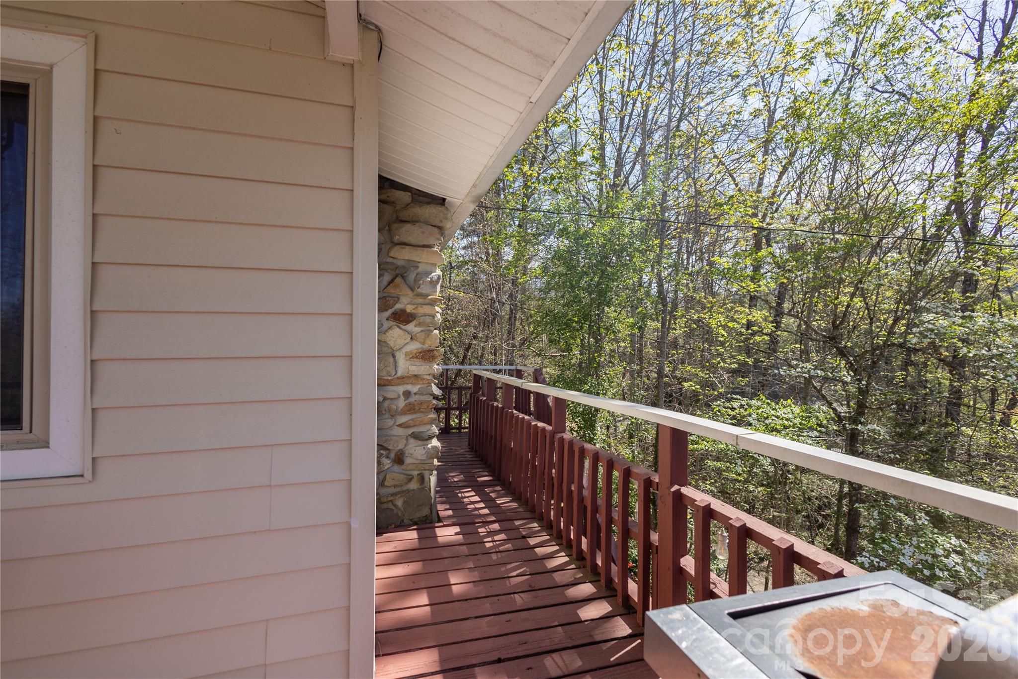 344 Pine Ridge Trail — Almond