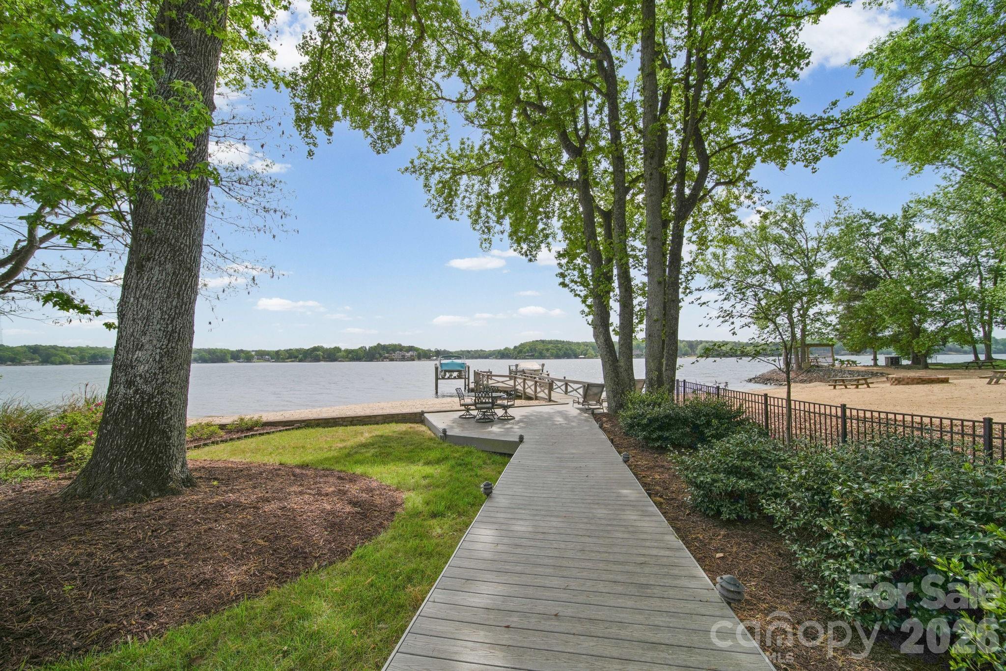 14 King Haigler Chase Court — Clover