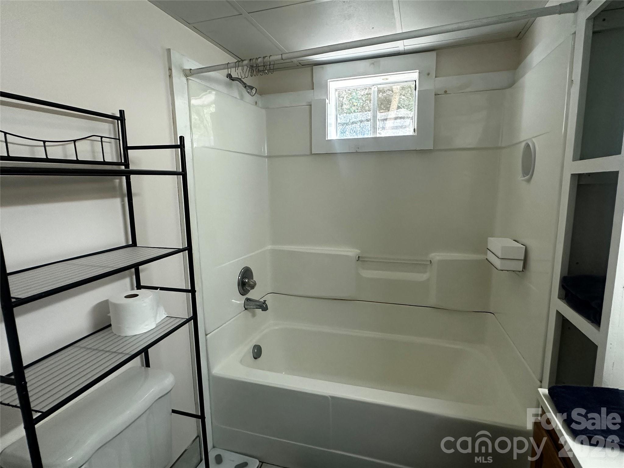 7 Poplar Drive — Spruce Pine