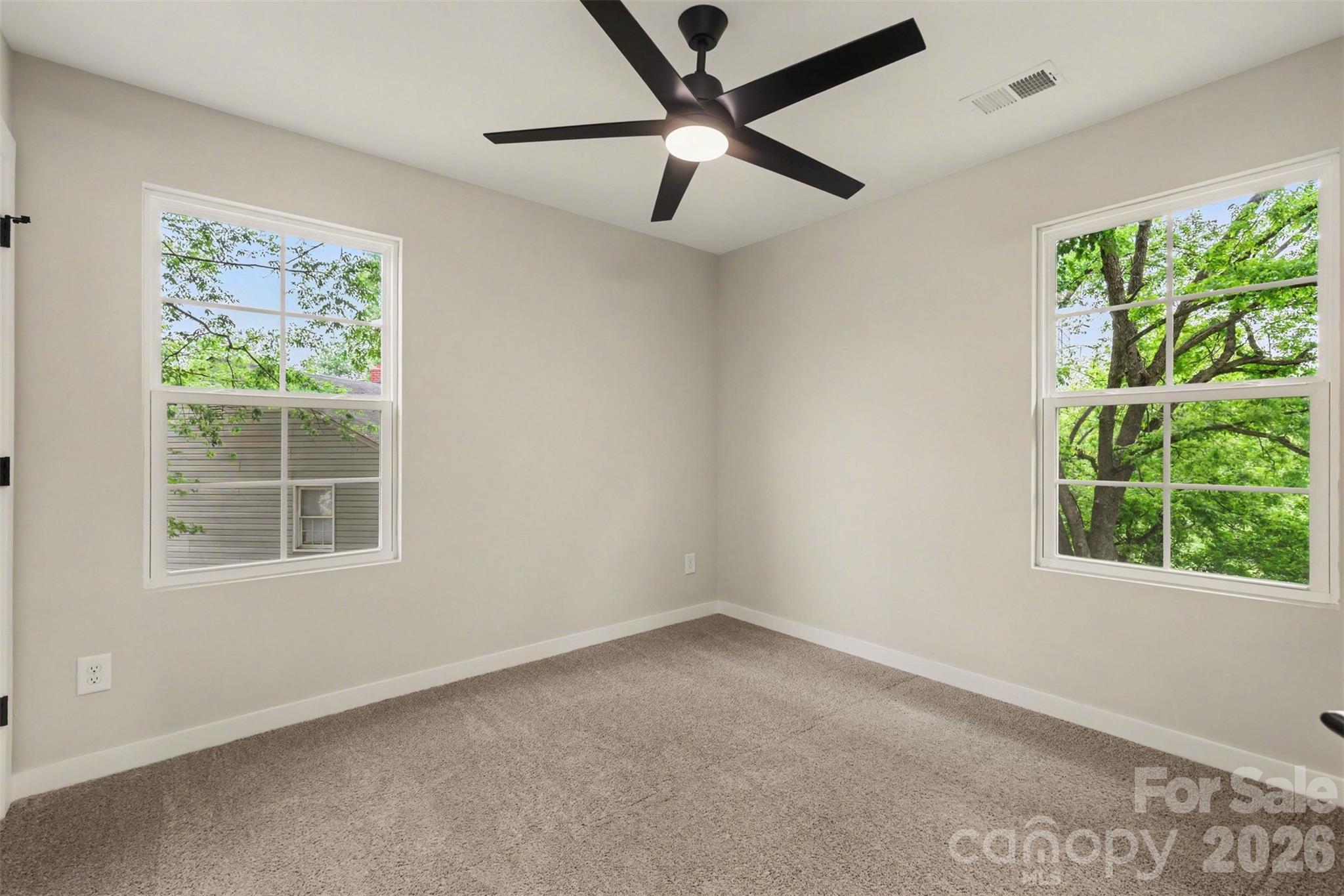 110 E Hilltop Drive — Gastonia