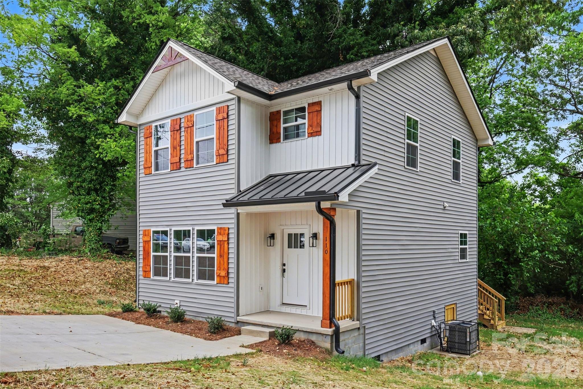 110 E Hilltop Drive — Gastonia