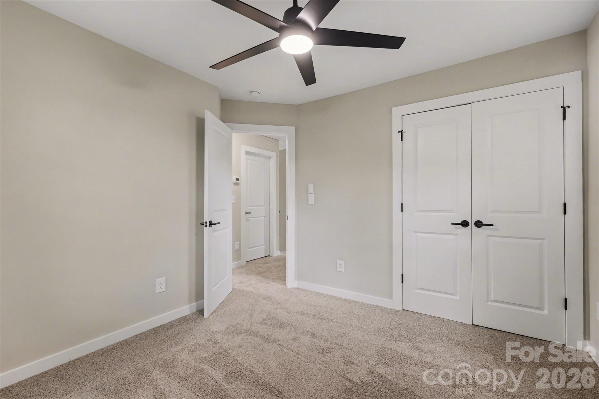 112 E Hilltop Drive — Gastonia