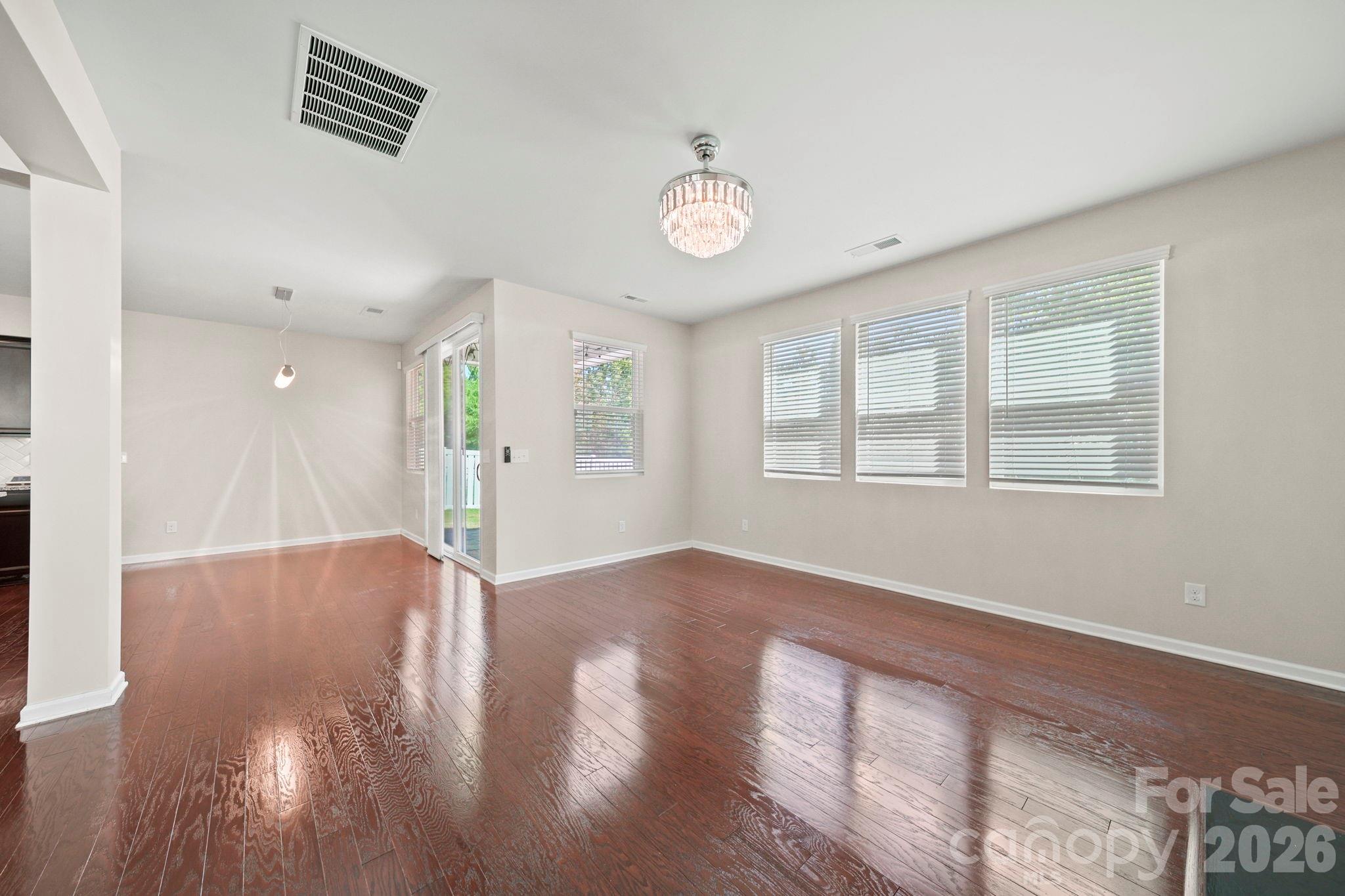 1406 Kings Grove Drive — York