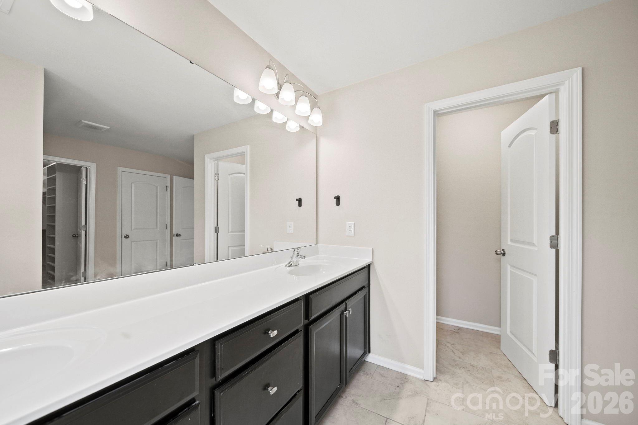 1406 Kings Grove Drive — York