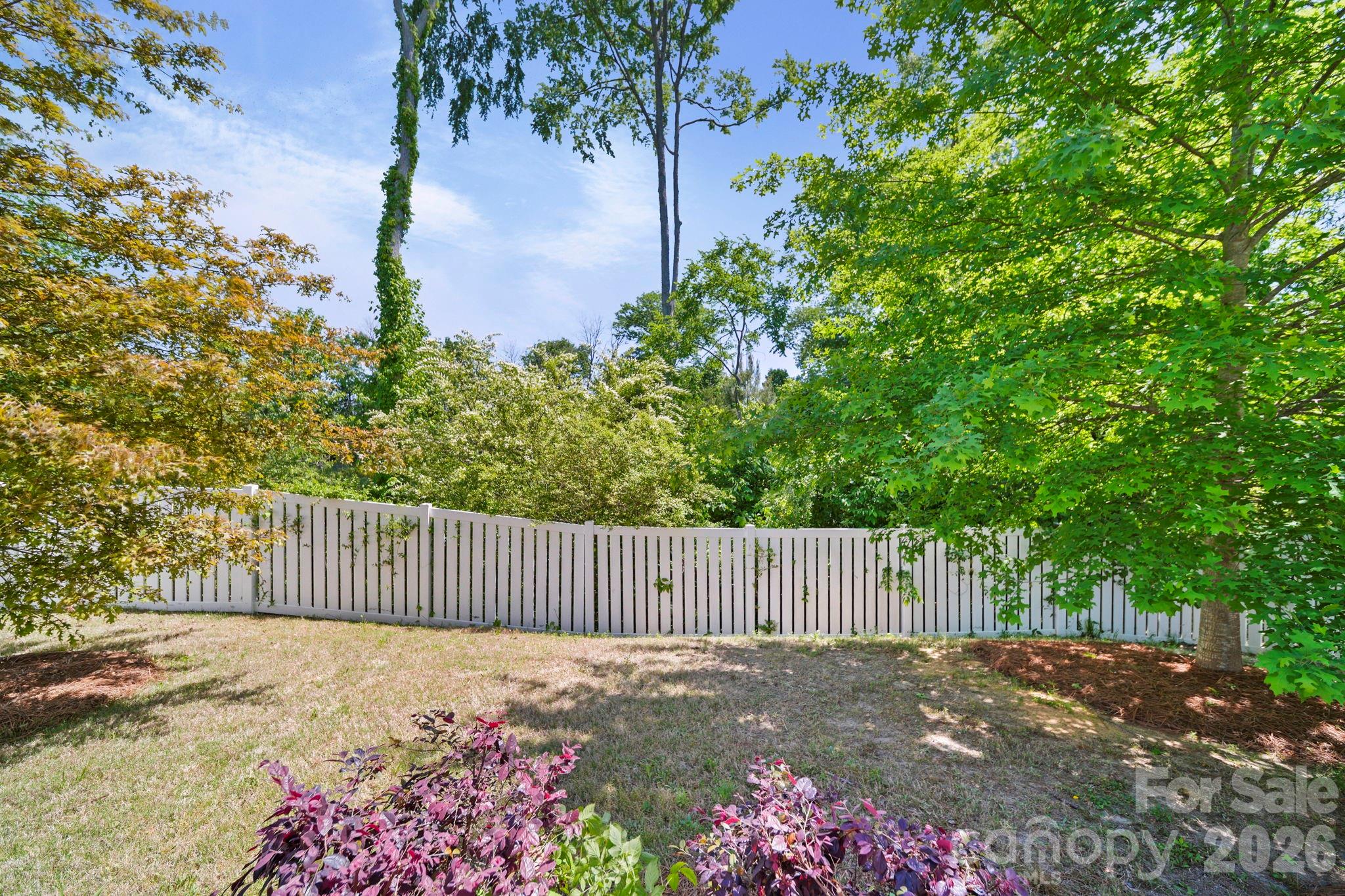 1406 Kings Grove Drive — York