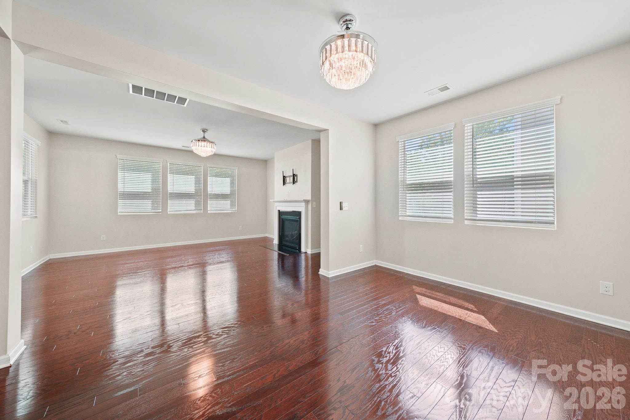 1406 Kings Grove Drive — York