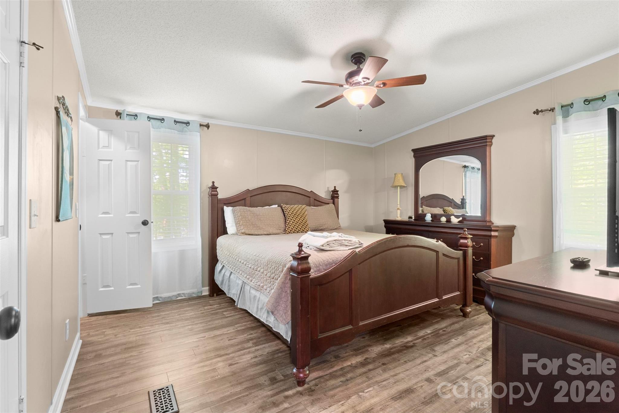 302 Coleman Drive — Lexington