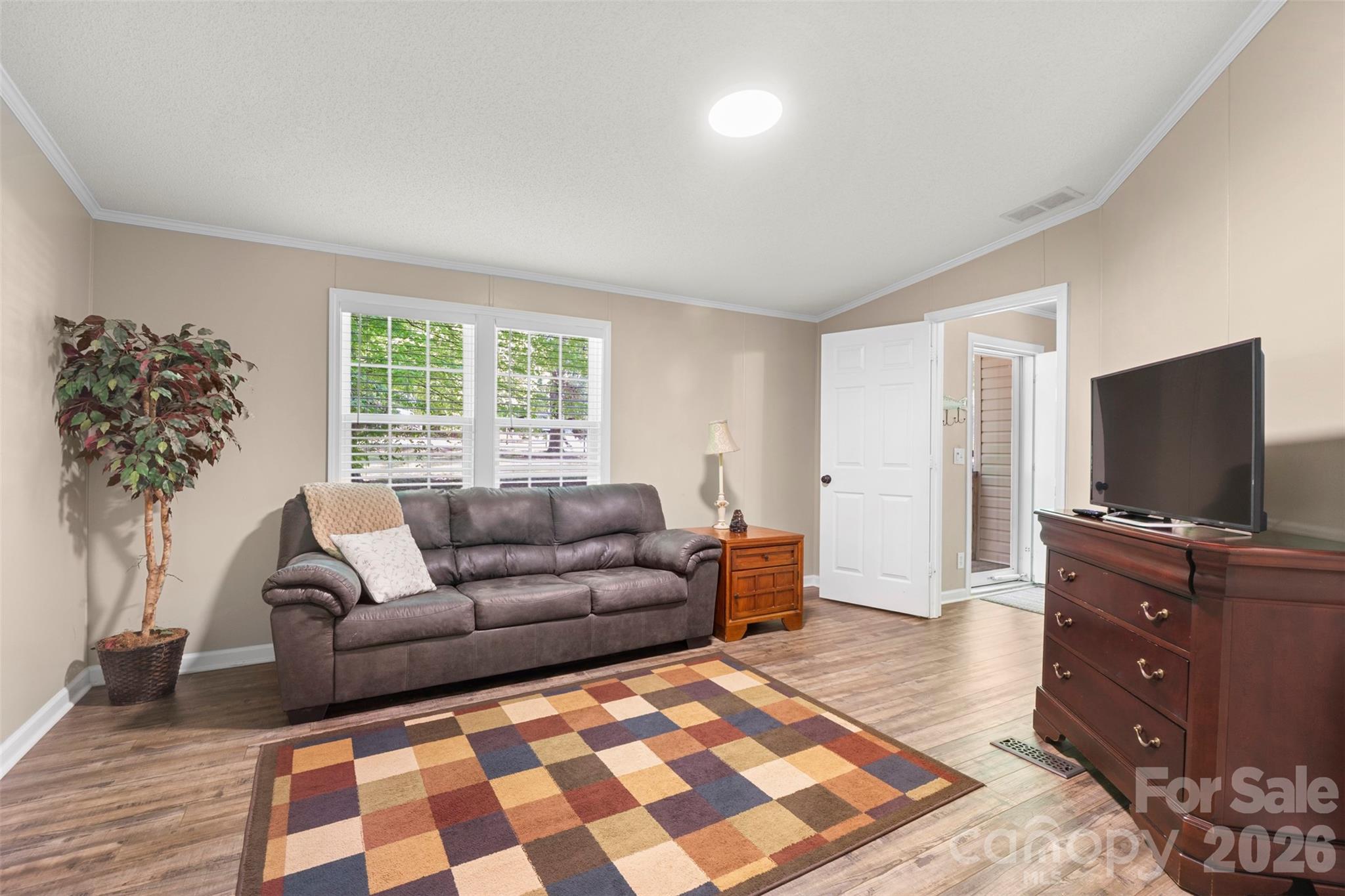 302 Coleman Drive — Lexington