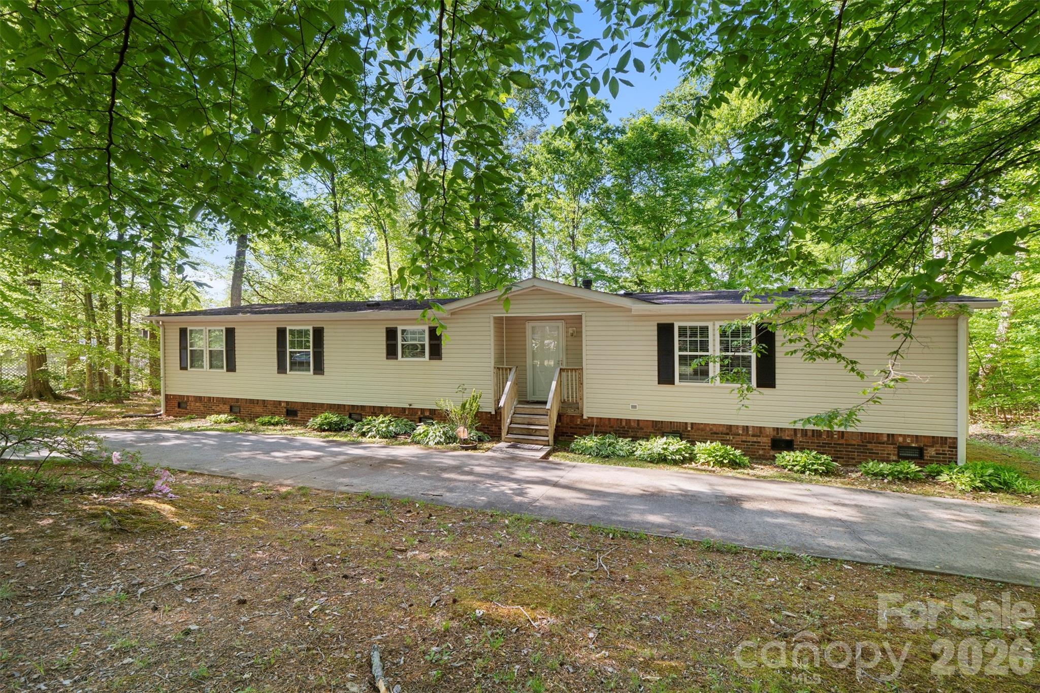 302 Coleman Drive — Lexington
