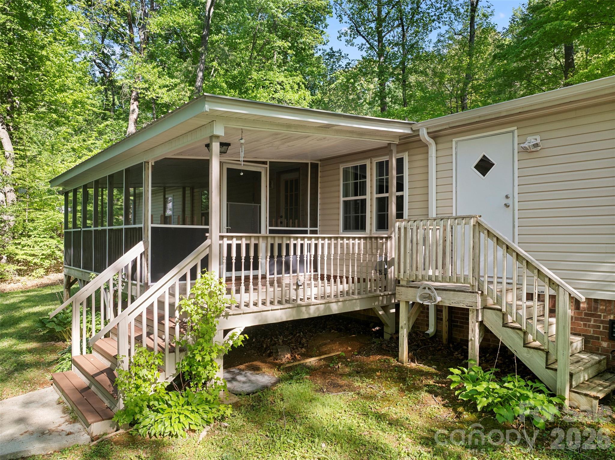 302 Coleman Drive — Lexington