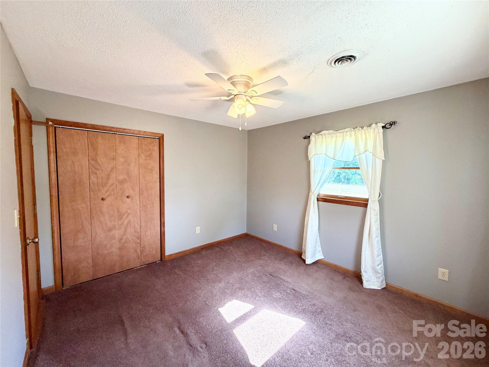372 Ferry Road — Forest City
