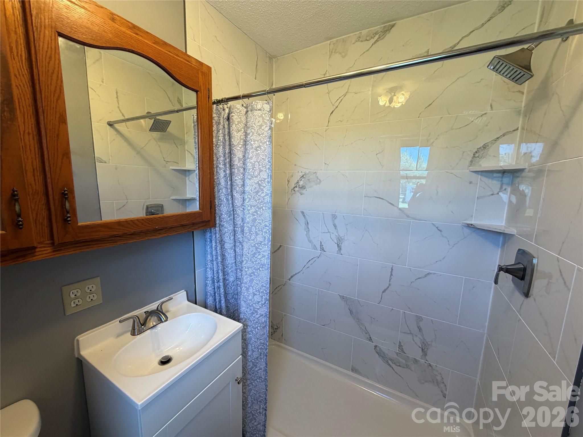 372 Ferry Road — Forest City
