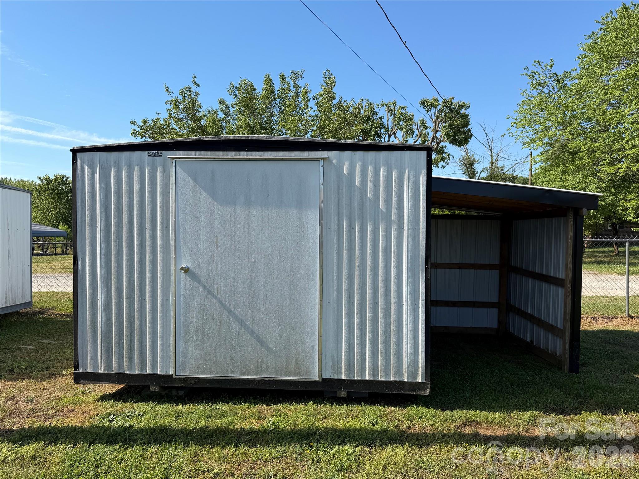 372 Ferry Road — Forest City