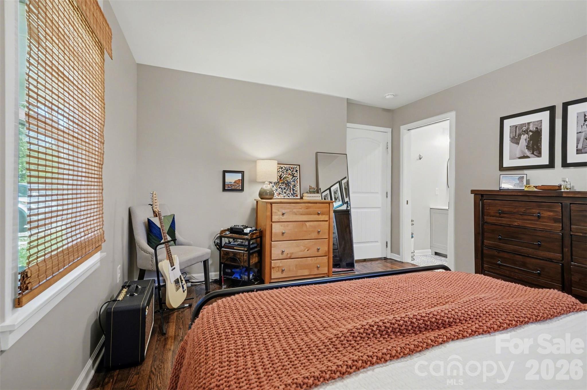 204 N Oak Street — Lowell