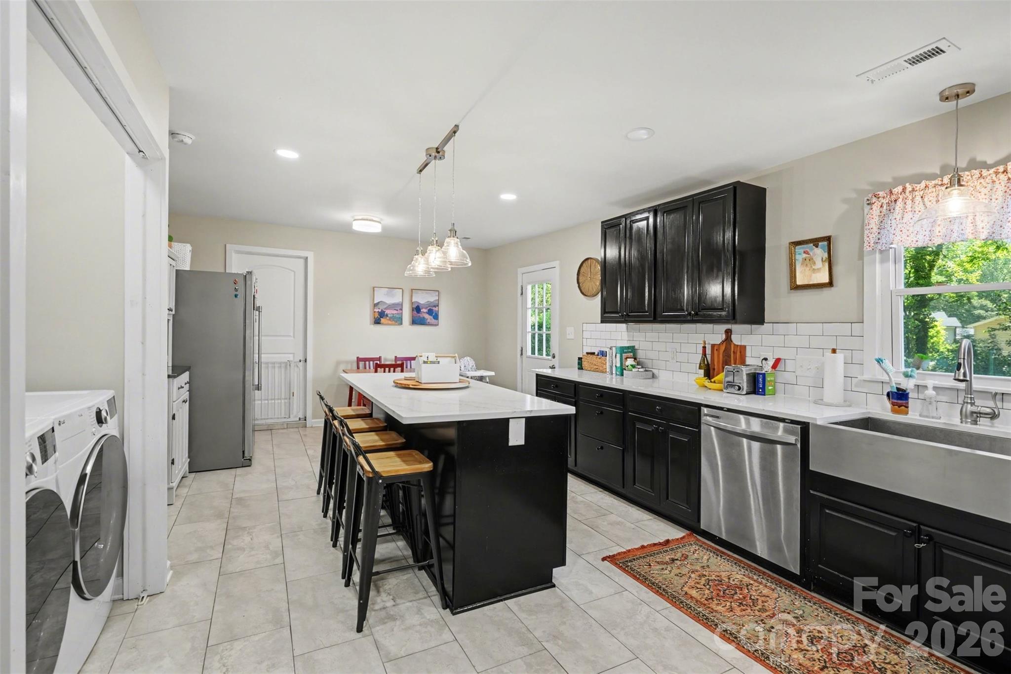 204 N Oak Street — Lowell