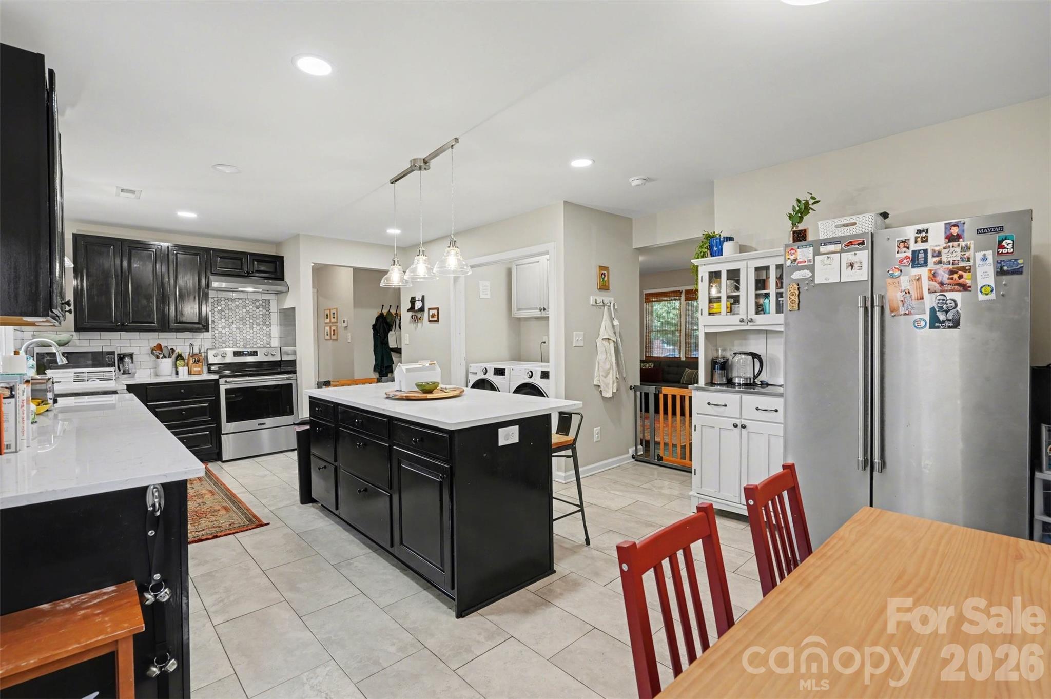 204 N Oak Street — Lowell