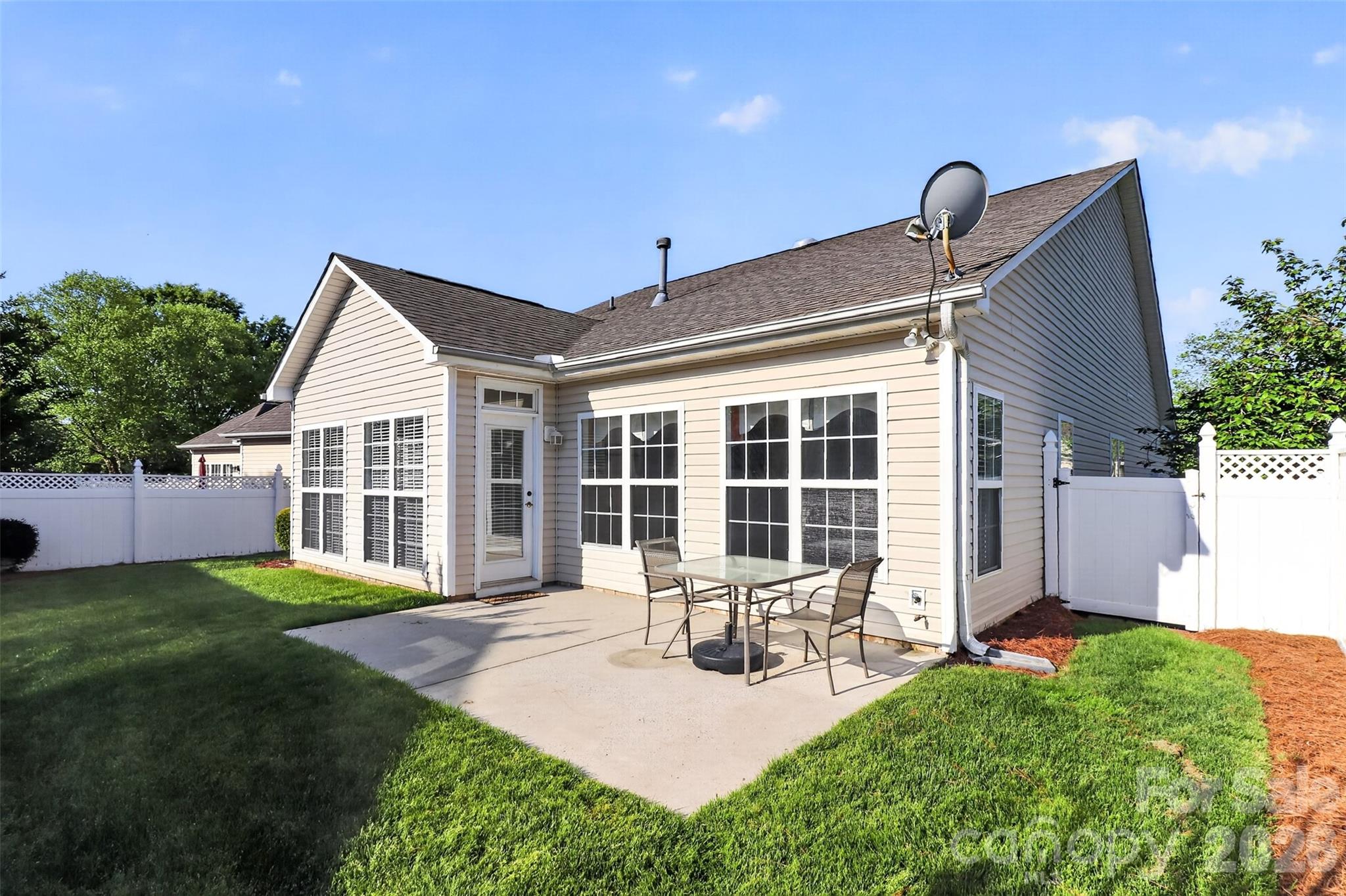 2525 Old Ashworth Lane NW — Concord