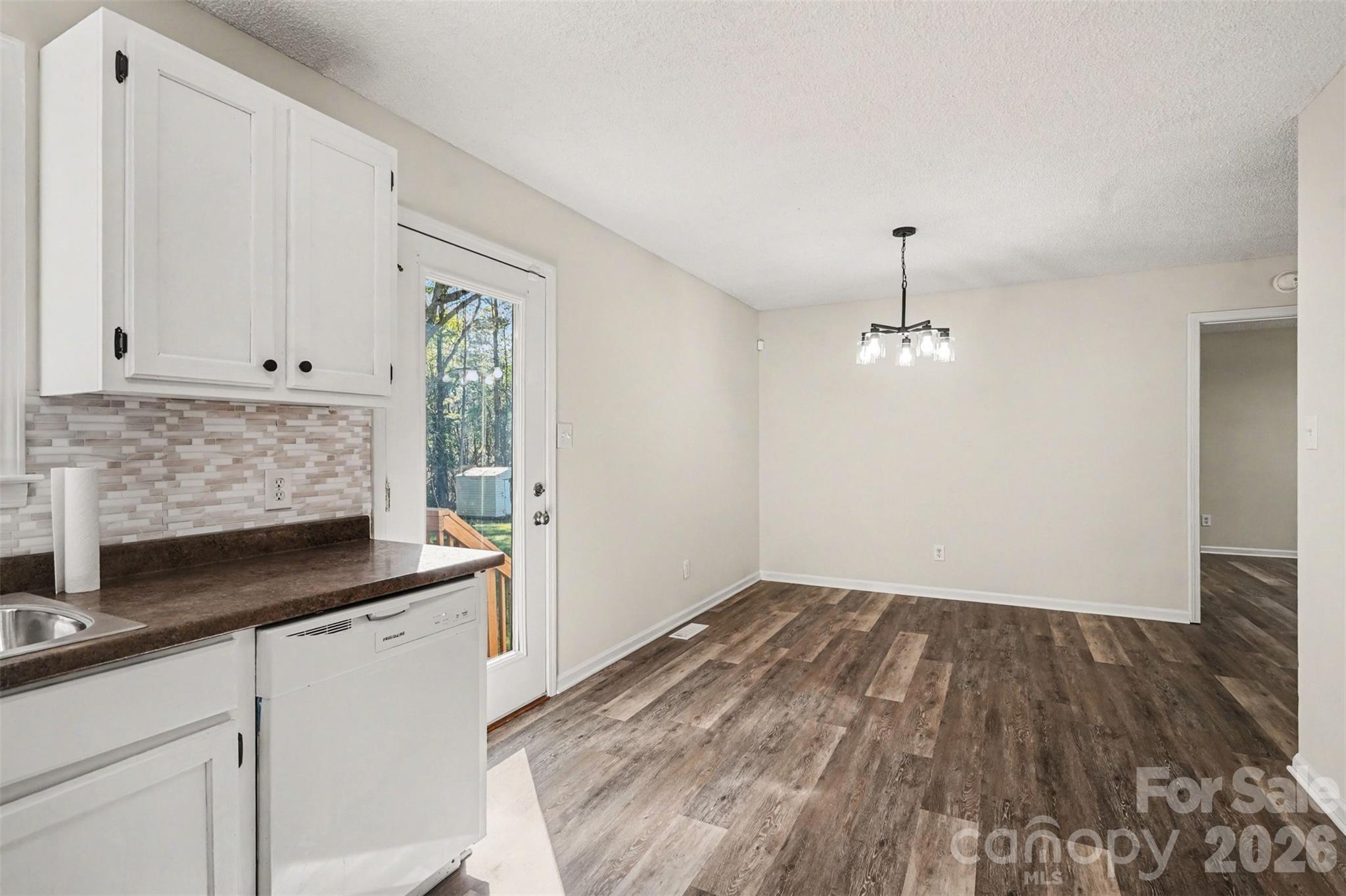 112 Ridgewood Drive — York