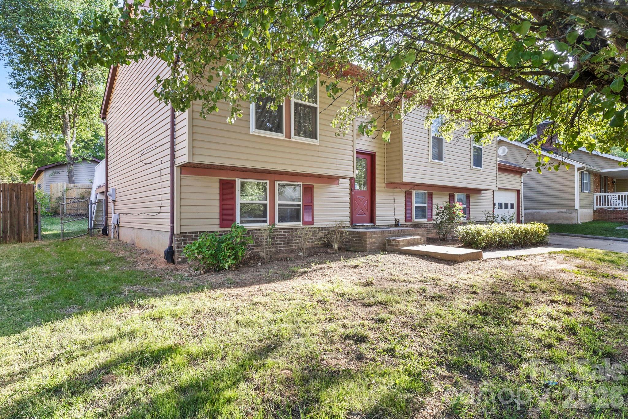 6018 Misty Way Lane — Charlotte
