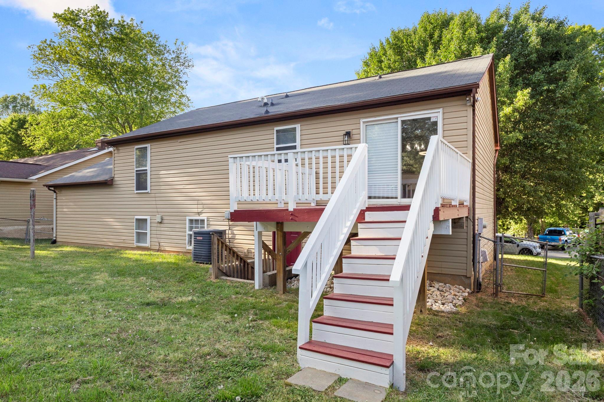 6018 Misty Way Lane — Charlotte