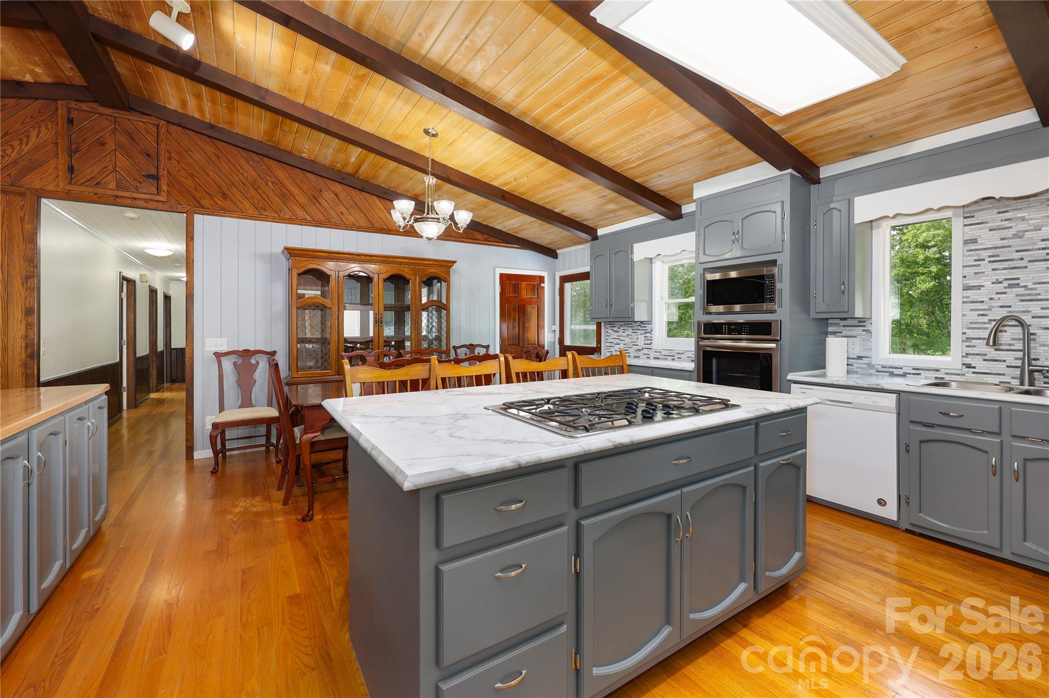 7362 Volunteer Rescue Road — Denton