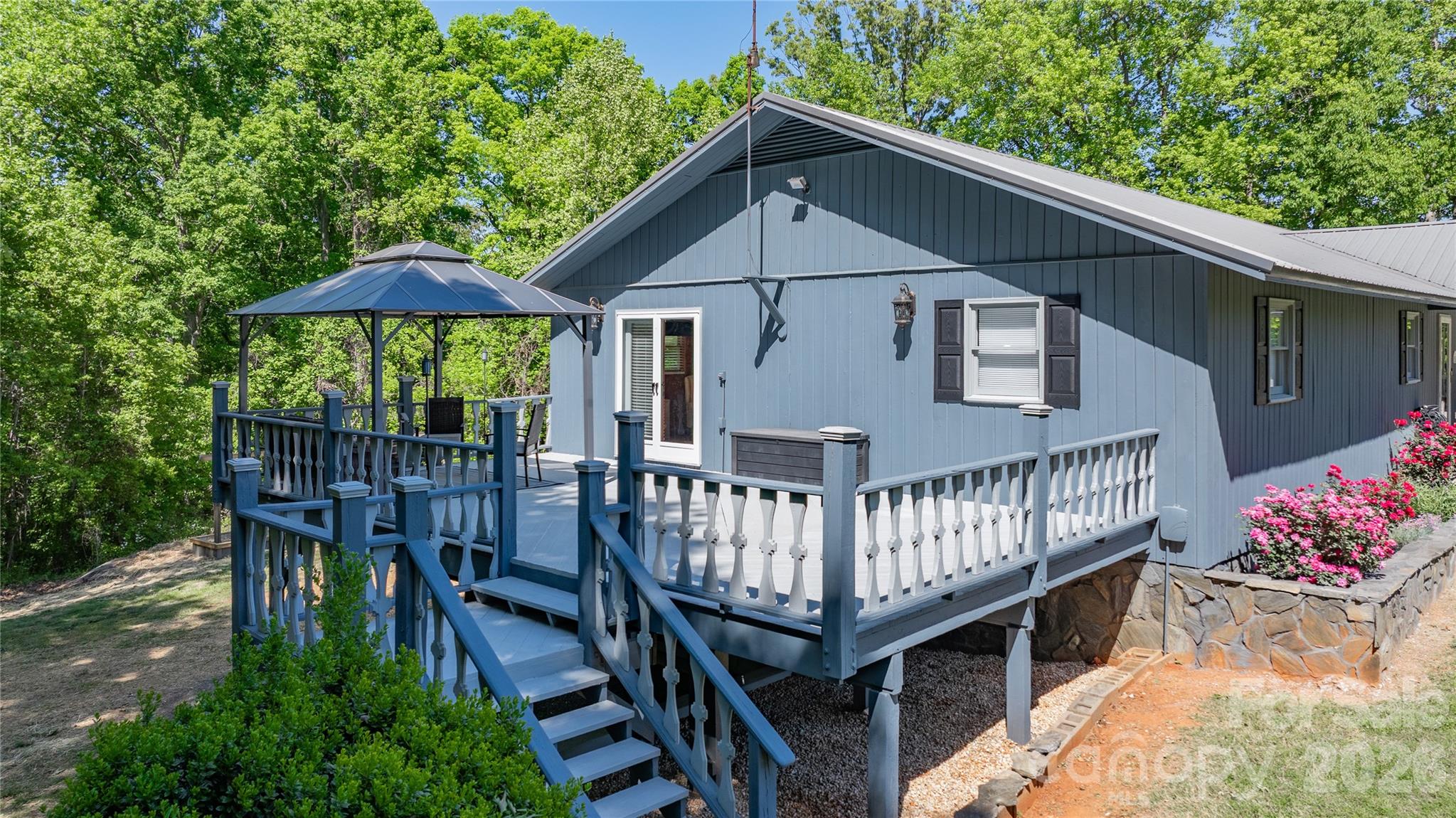 7362 Volunteer Rescue Road — Denton