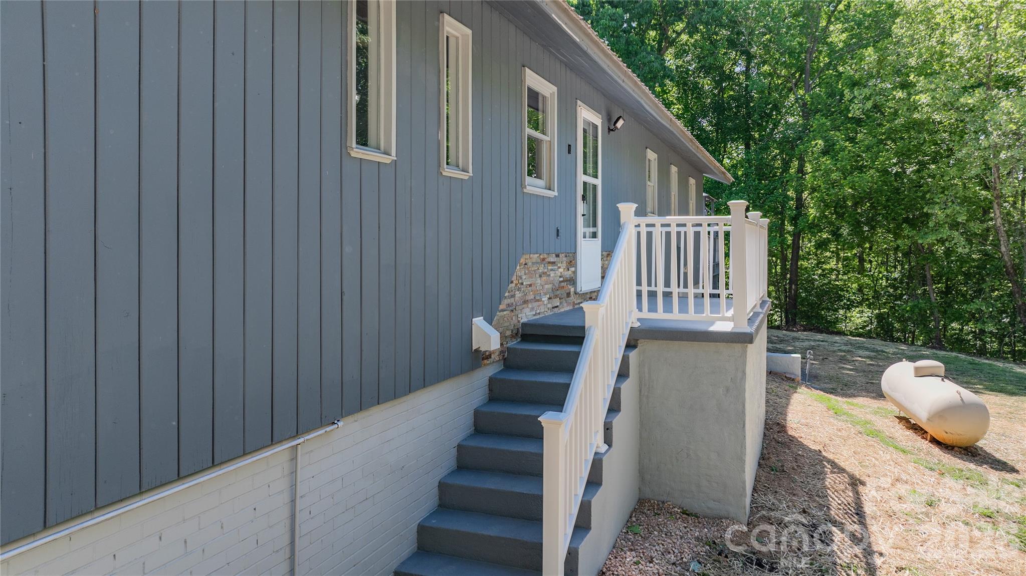 7362 Volunteer Rescue Road — Denton