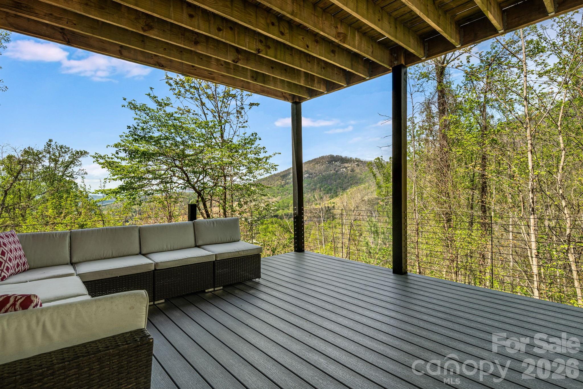 35 Chesten Mountain Drive — Asheville