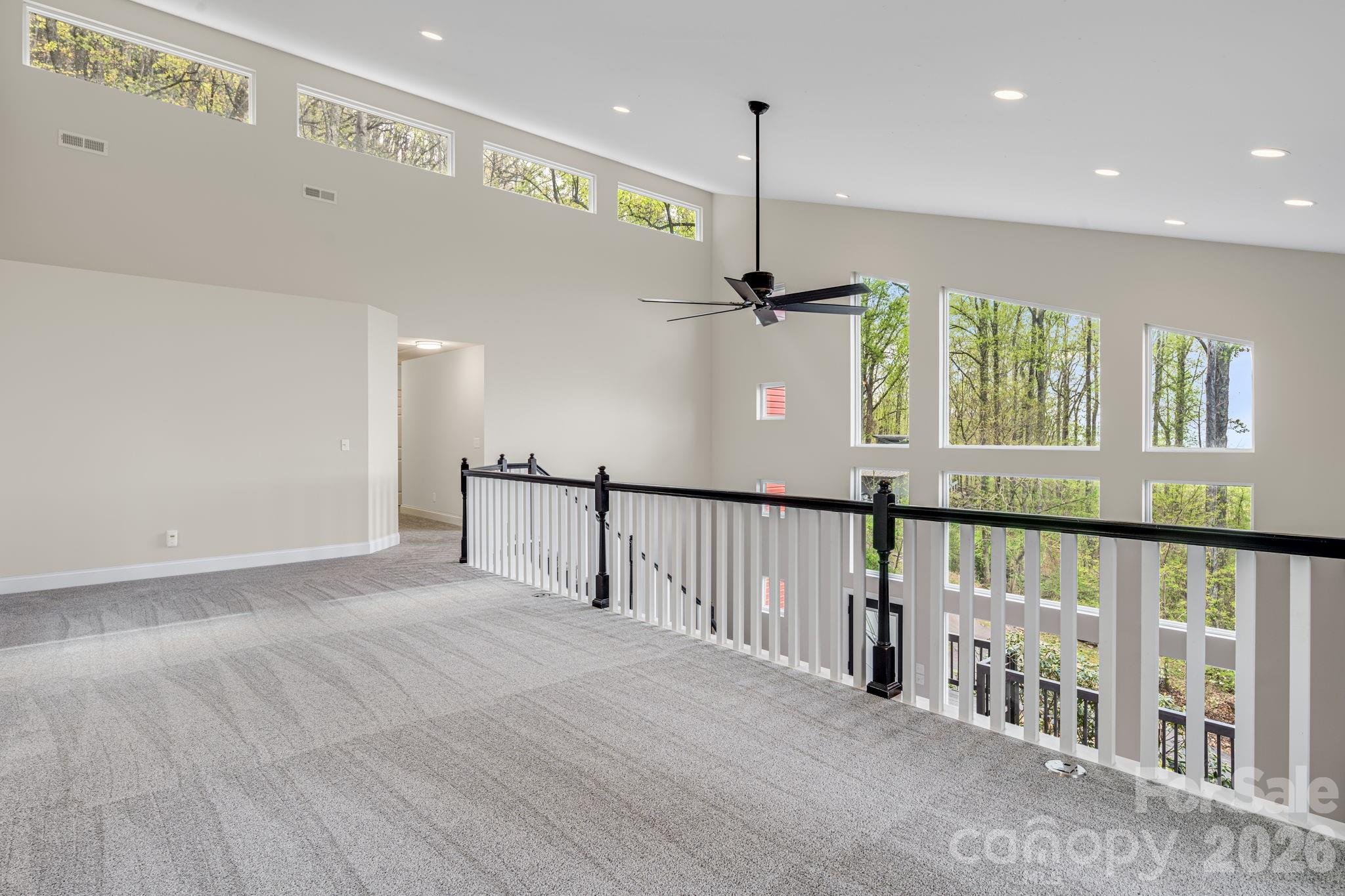35 Chesten Mountain Drive — Asheville