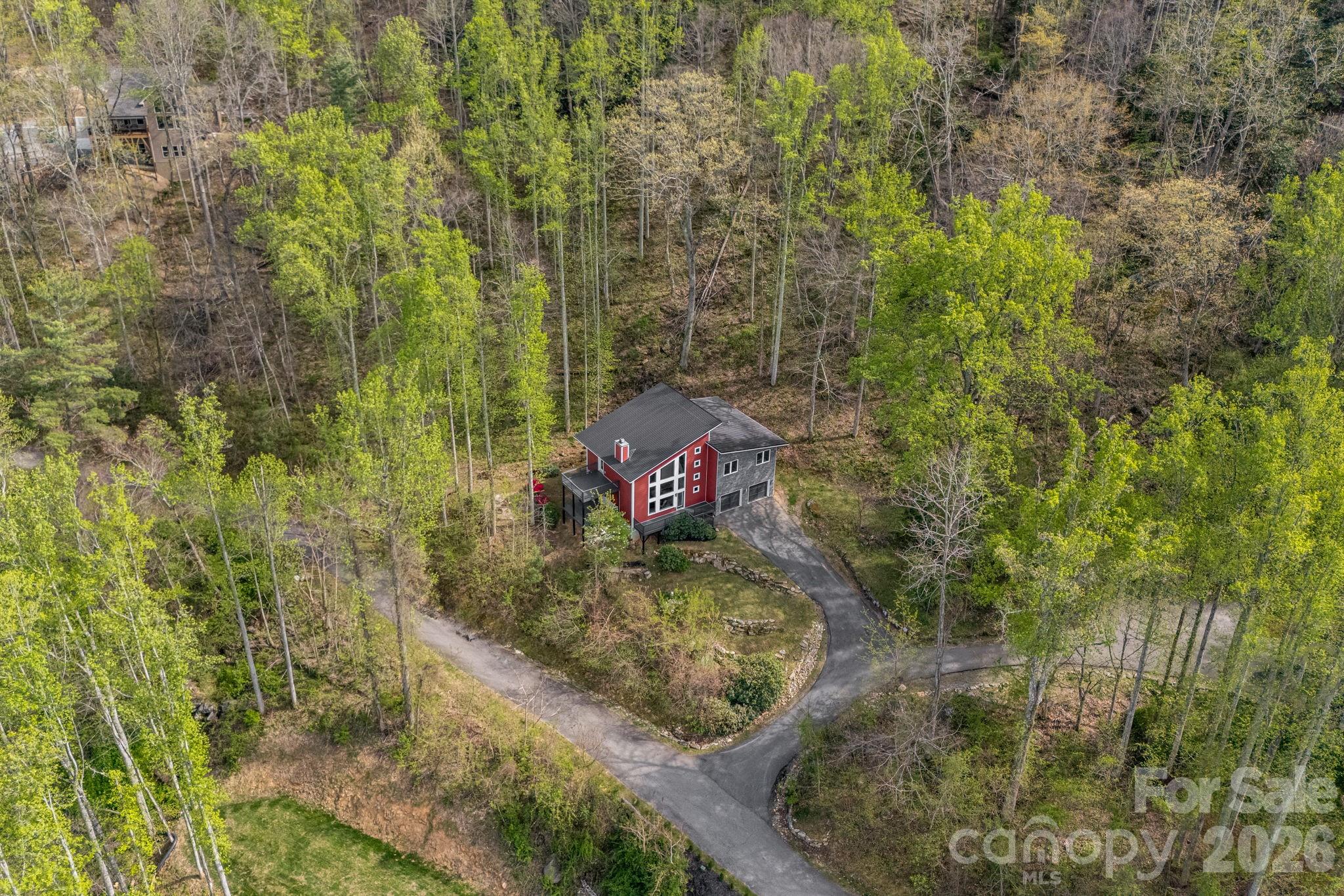 35 Chesten Mountain Drive — Asheville