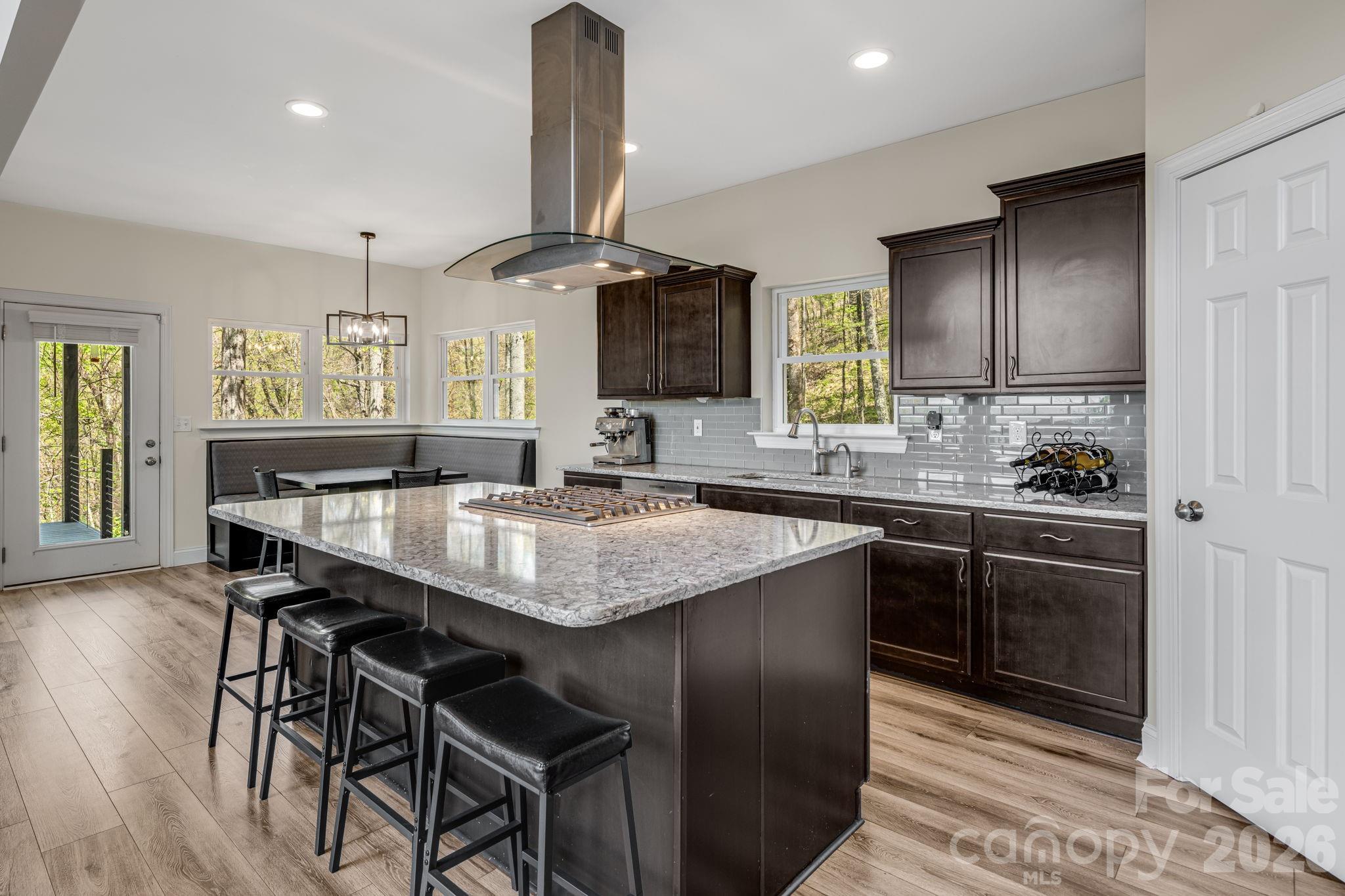 35 Chesten Mountain Drive — Asheville