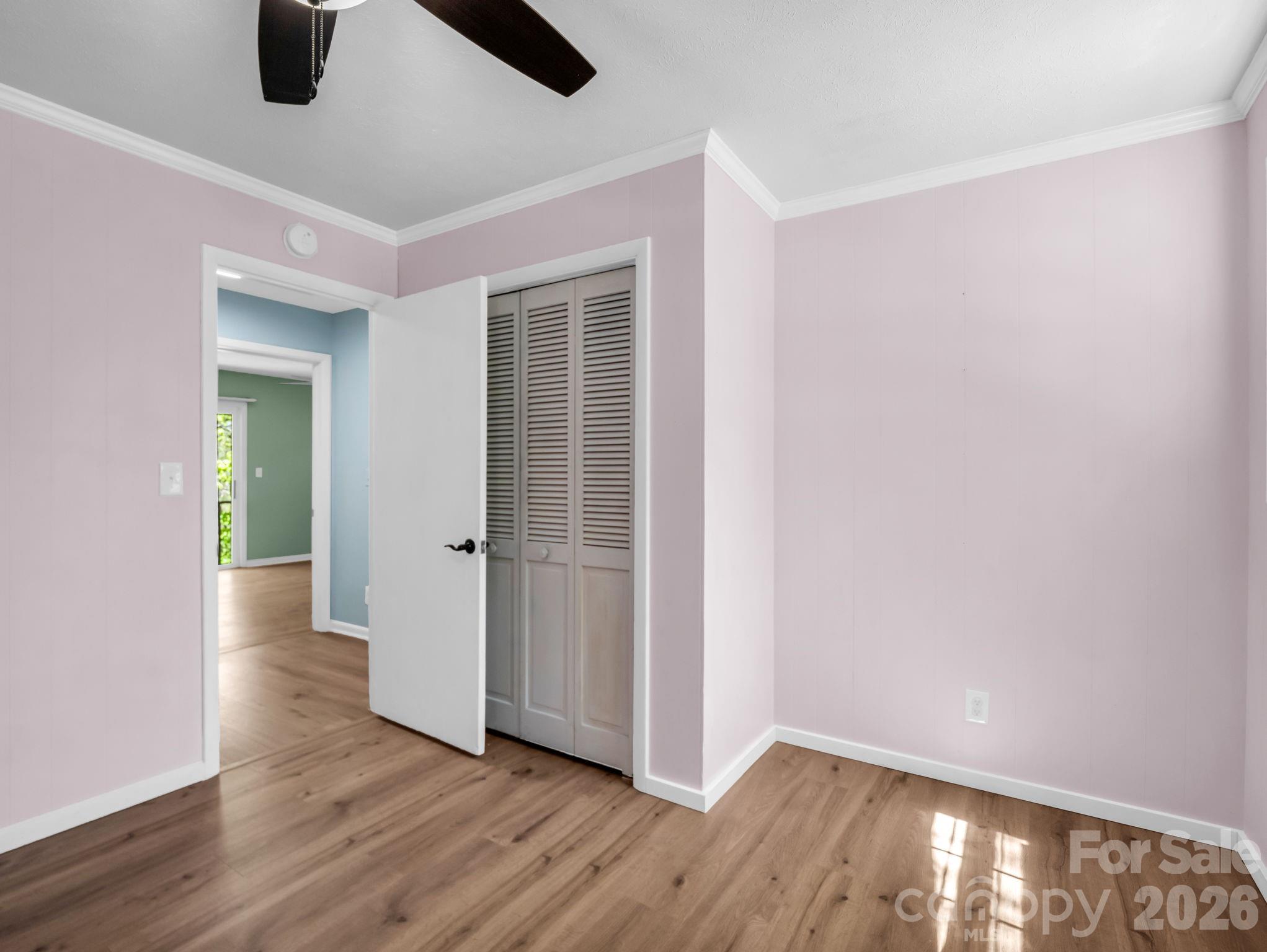 31 Firefly Lane — Saluda