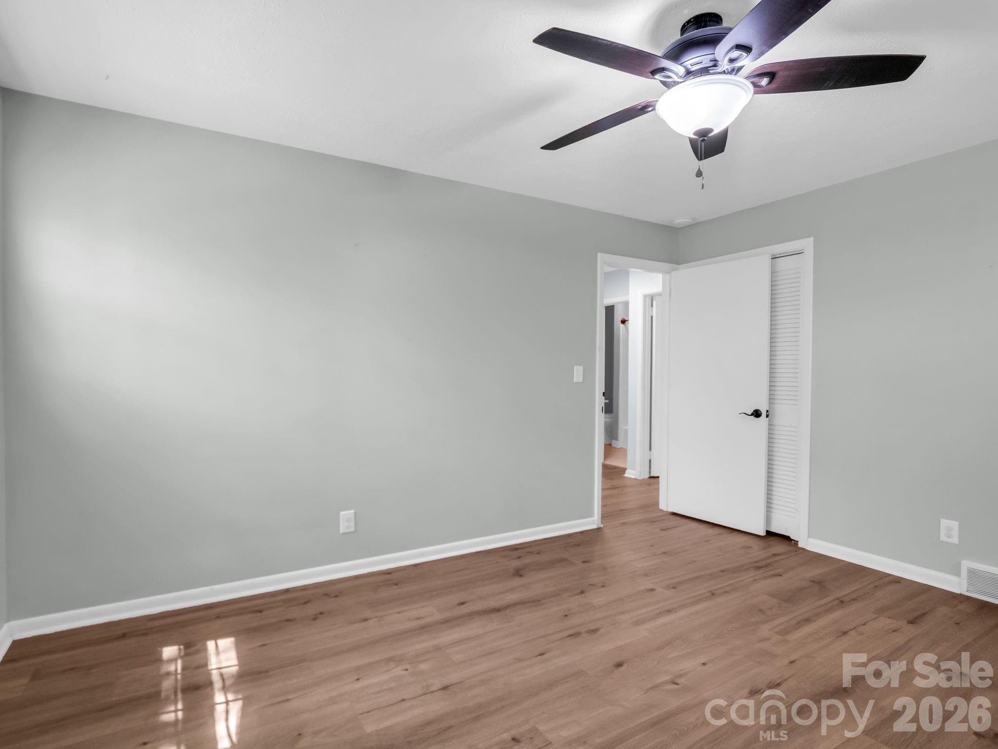 31 Firefly Lane — Saluda