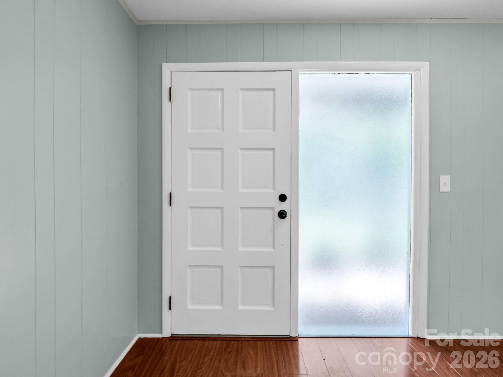 31 Firefly Lane — Saluda