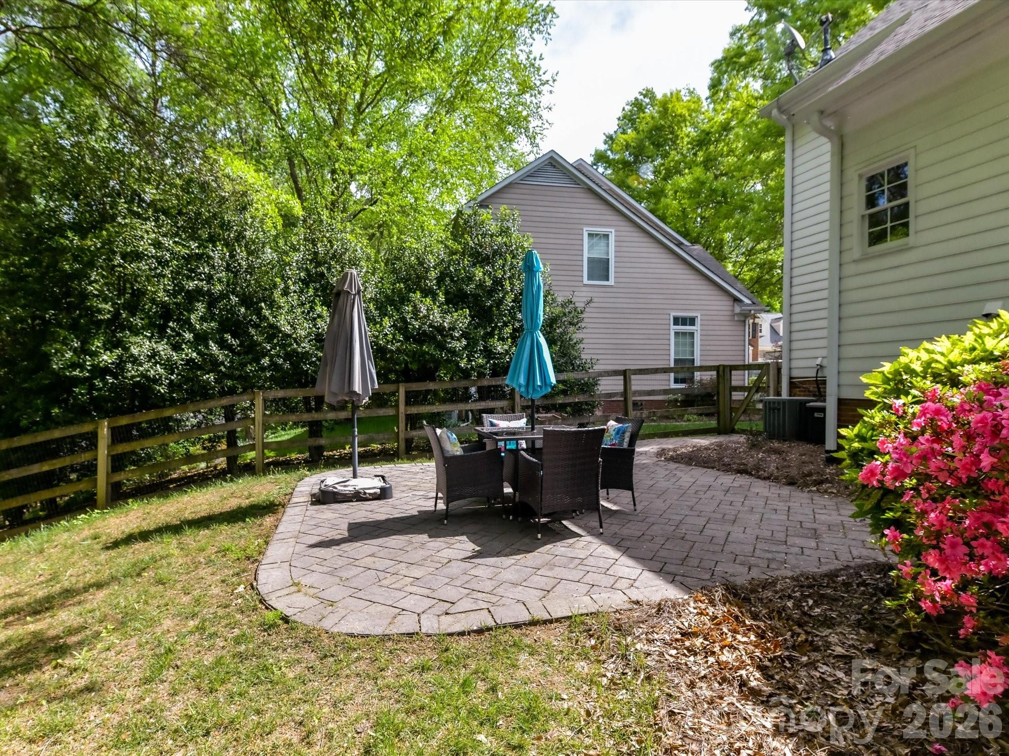 7219 Fortrose Lane — Charlotte