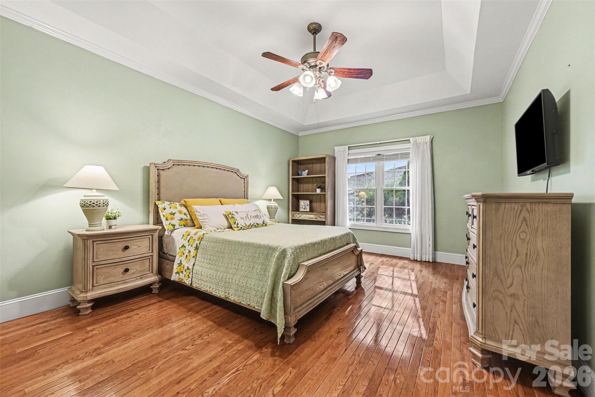 7940 Oakmont Court — Hickory