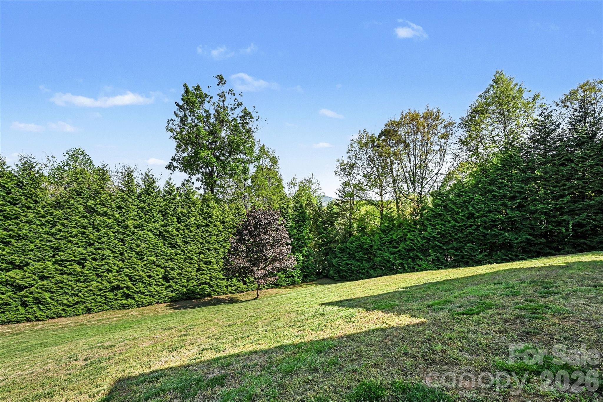 7940 Oakmont Court — Hickory