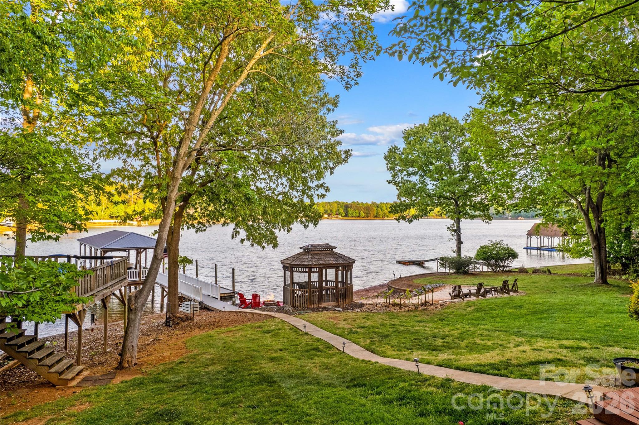 785 Kemp Road — Mooresville