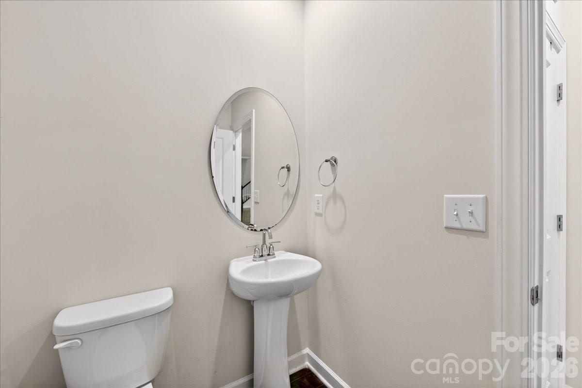 1220 Gossamer Hill Drive — Belmont