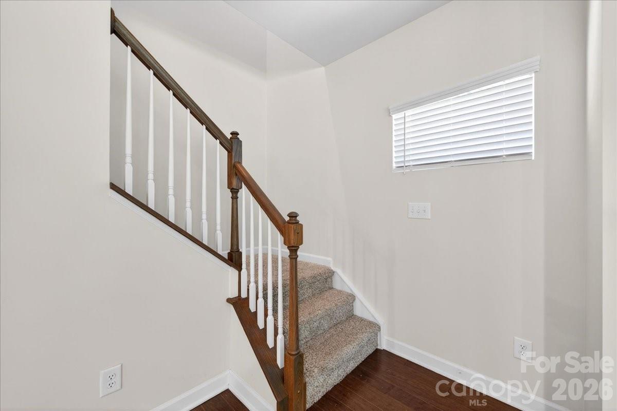 1220 Gossamer Hill Drive — Belmont