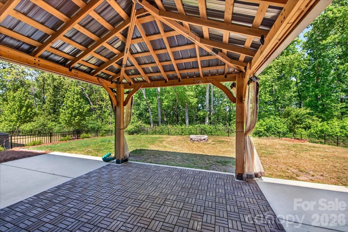 1220 Gossamer Hill Drive — Belmont